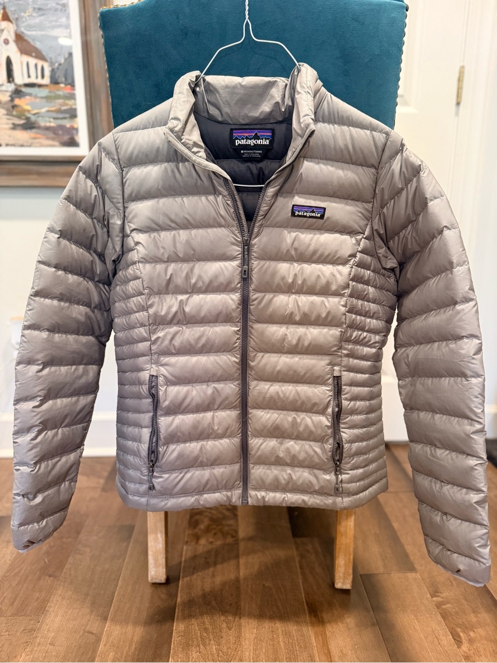 Patagonia women’s lightweight Puffer Jacket in feather gray